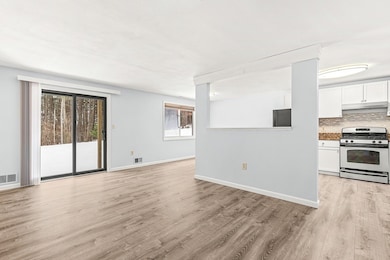 14 Centercrest Dr unit 14, Tyngsboro, MA 01879 - photo 4