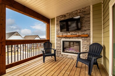 120WatersoundWayBransonMO(7)