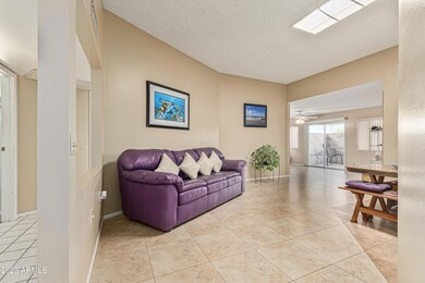 10896 W Thunderbird Blvd, Sun City, AZ 85351 - photo 5