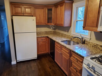 4 Circuit Rd N, West Yarmouth, MA 02673 - photo 4