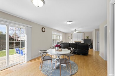 10911 N Highcrest Ln, Dunlap, IL 61525 - photo 6