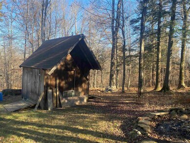 840 Mcmillan Rd, Halifax, VT 05342 - photo 4