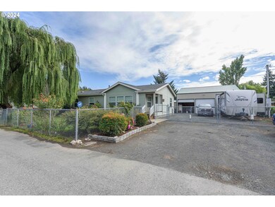 151 W Date St, Powers, OR 97466 - photo 2