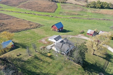 18608 Quincy St, Milo, IA 50166 - photo 2