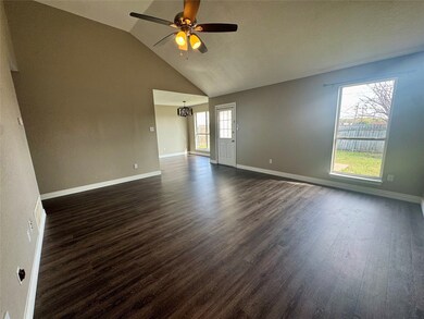 136 Chris Ct, Alvarado, TX 76009 - photo 2