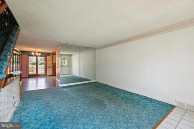 1149 Oakwood Dr, Glenolden, PA 19036 - photo 6