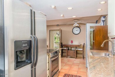 Kitchen/Eating Area