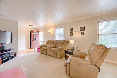 5599 Kenwood Dr, Newburgh, IN 47630 - photo 7