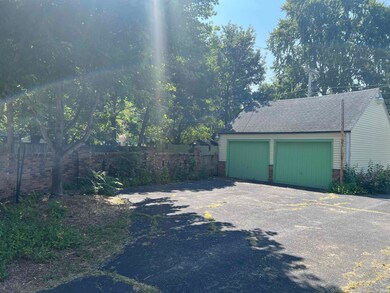 222 W Wiley Ave, Bluffton, IN 46714 - photo 5