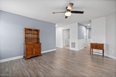 320 Pebble Creek Ct, Amherst, OH 44001 - photo 5