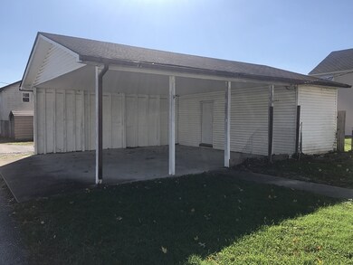 926 Florida St, Milton, WV 25541 - photo 6