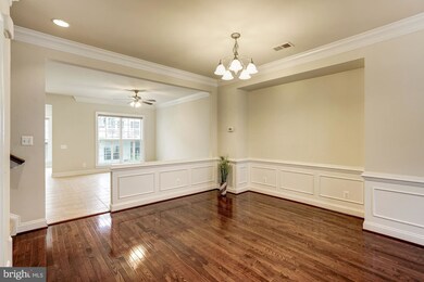 25445 Hopton House Terrace, Chantilly, VA 20152 - photo 5