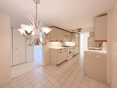 233 Place Ln, Woburn, MA 01801 - photo 3