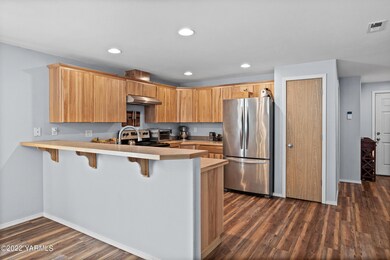 Breakfast Bar looking for Bar Stools