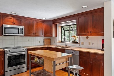 55 Willow Brook Rd, Holden, MA 01520 - photo 5