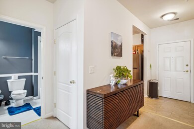 12824 Clarksburg Square Rd unit 101, Clarksburg, MD 20871 - photo 4