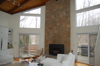 131 Broadmoor Dr, Hawley, PA 18428 - photo 6