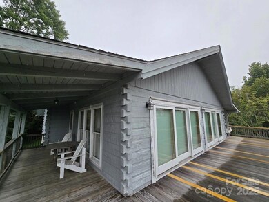 979 Wagon Rd unit 6-8, Warrensville, NC 28693 - photo 4