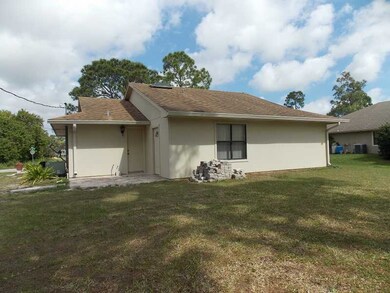 438 Chaloupe Terrace, Sebastian, FL 32958 - photo 4