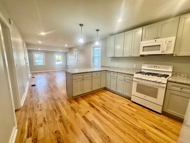 109 Churchill St unit 1st Floor, Fairfield, CT 06824 - photo 4