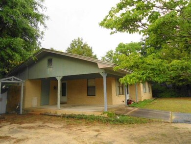 Single Car Carport on south end of home, could be enclosed for more living area 12x22' (264 sq. ft.)