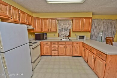 2 Kitchen (2)
