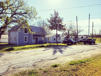 2208 Avenue D, Rosenberg, TX 77471 - photo 3