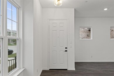 7504 Regal Ln, North Richland Hills, TX 76180 - photo 4