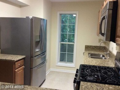 11977 Cardamom Dr, Woodbridge, VA 22192 - photo 5