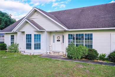 915 Jane St, Blackshear, GA 31516 - photo 7