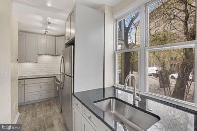 1720 21st St NW, Washington, DC 20009 - photo 2