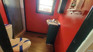 909 Edgewood St SW, Decatur, AL 35601 - photo 6