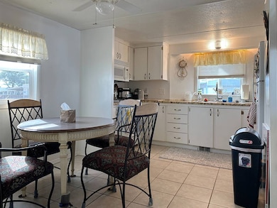 11435 E Apache Trail unit 84, Apache Junction, AZ 85120 - photo 3