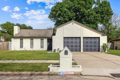 10802 Misty Summit Dr, Houston, TX 77086 - photo 3