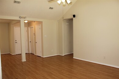 6414 Wexford Park Dr, Houston, TX 77088 - photo 5