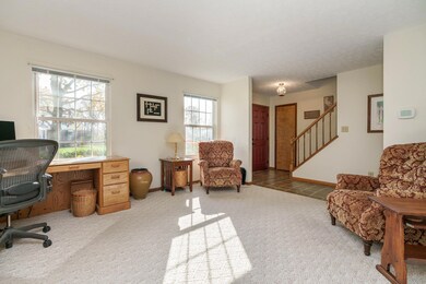 200 Glenhurst Ct, Columbus, OH 43230 - photo 6