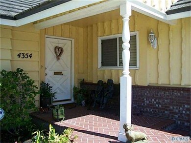 Great entrance to welcome friends and family