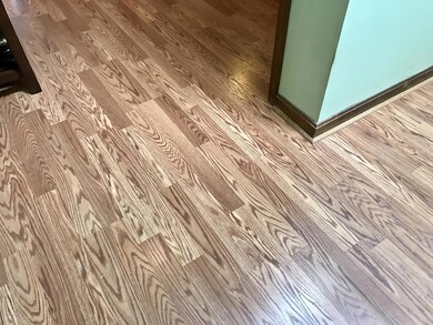 Wood laminate floors