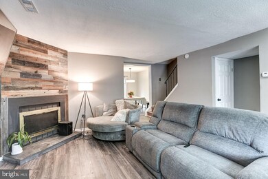 7673 S Arbory Ln, Laurel, MD 20707 - photo 3