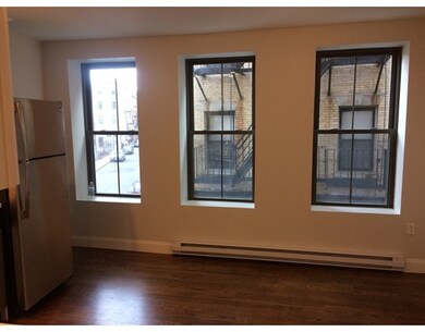 18 Stillman St unit 2, Boston, MA 02113 - photo 2