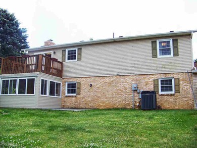 300 Primrose Dr, Blacksburg, VA 24060 - photo 2