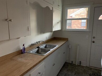 1902 1902 S Donnybrook Ave, Tyler, TX 75701 - photo 3