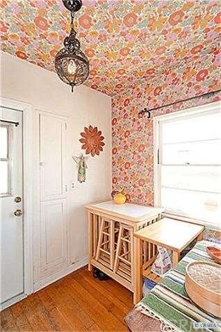 Kitchen Nook area
