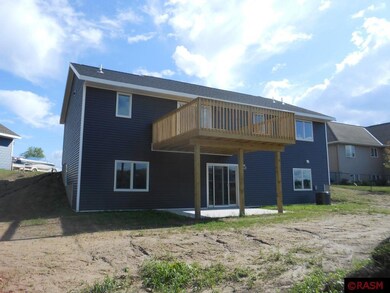 33 Village Ln, New Ulm, MN 56073 - photo 3