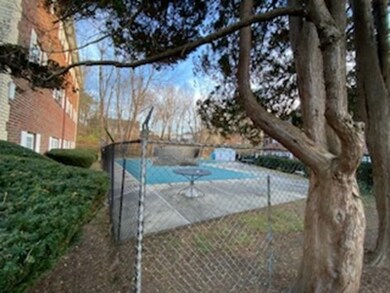 15 Cass St unit 7, West Roxbury, MA 02132 - photo 7