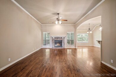 581 W 145th Place S, Glenpool, OK 74033 - photo 6