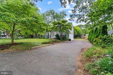 996 Saint Johns Dr, Annapolis, MD 21409 - photo 5