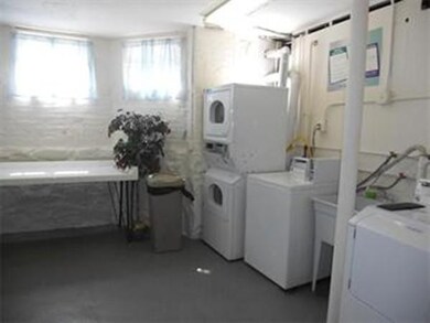 15 Trowbridge St unit 4, Cambridge, MA 02138 - photo 3