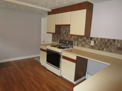 516 Jackson St, Methuen, MA 01844 - photo 7