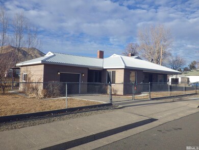 304 W 1st St, Winnemucca, NV 89445 - photo 4